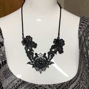 Elegant black goth Floral Necklace